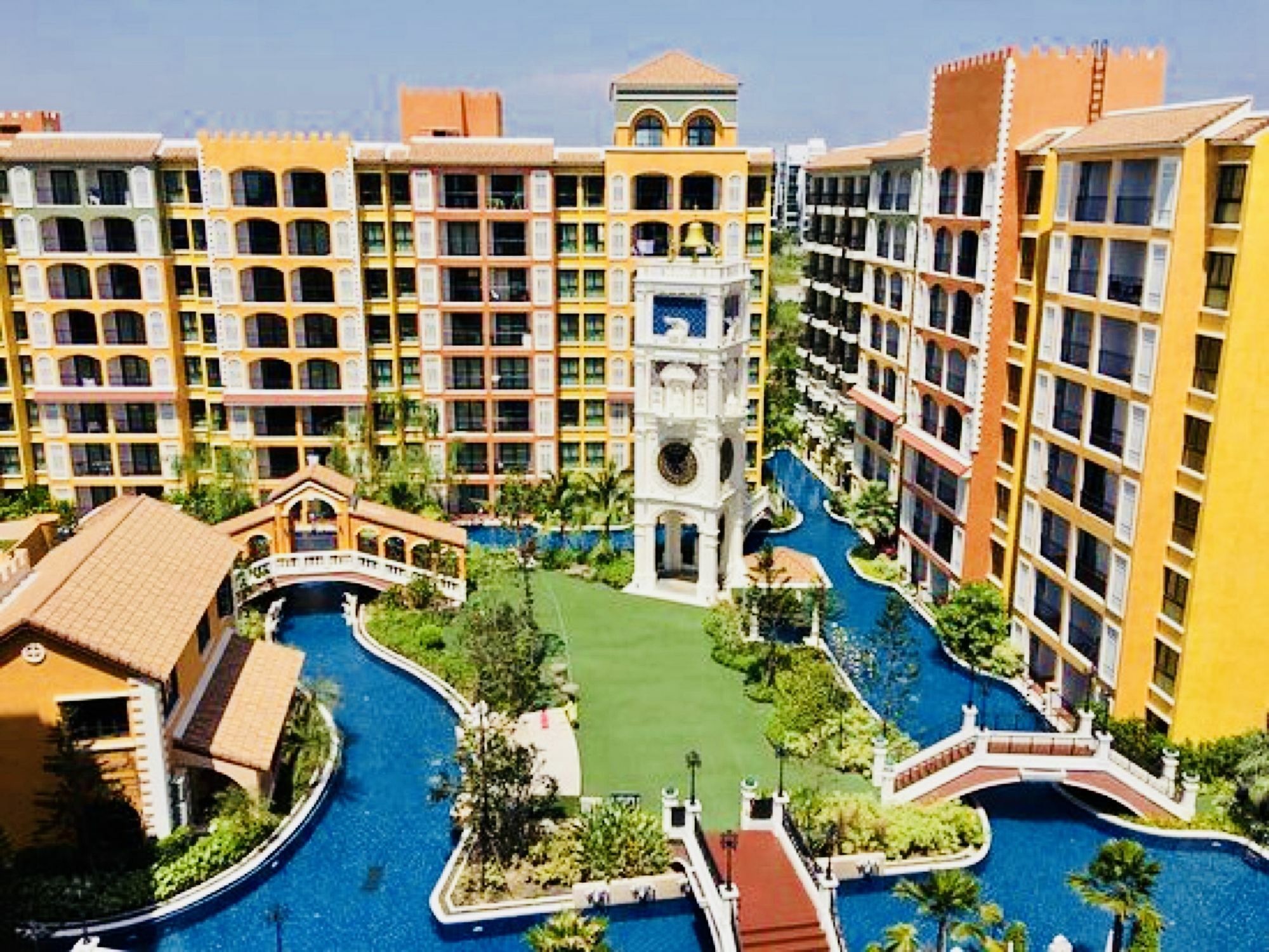 Апартаменты Venetian Pattaya Саттахип Экстерьер фото