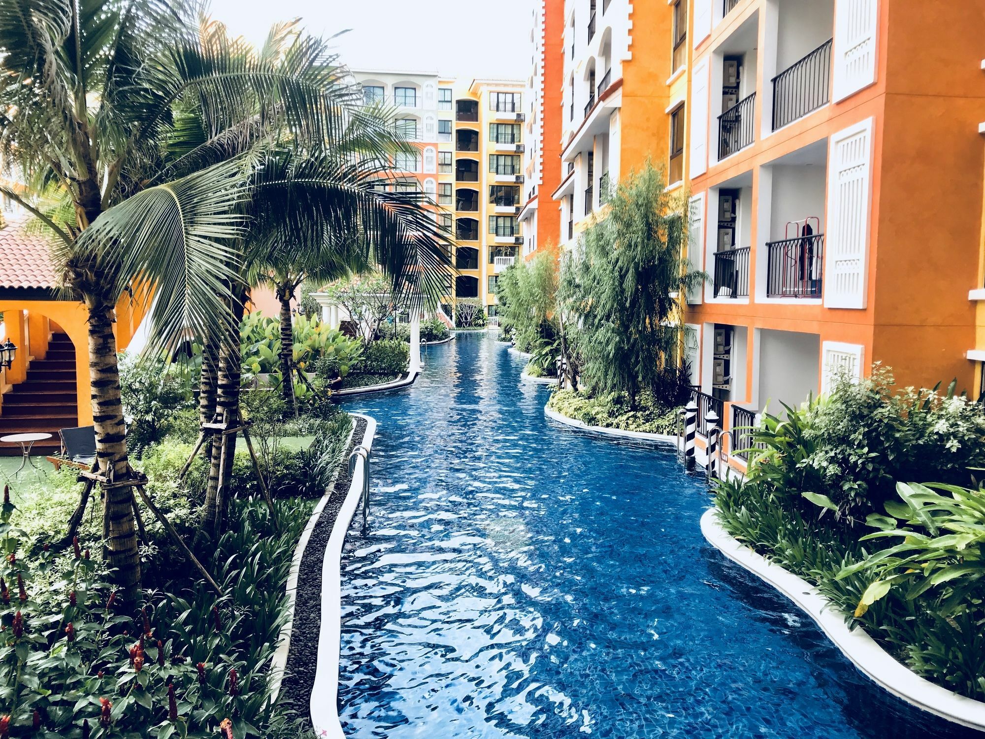 Апартаменты Venetian Pattaya Саттахип Экстерьер фото