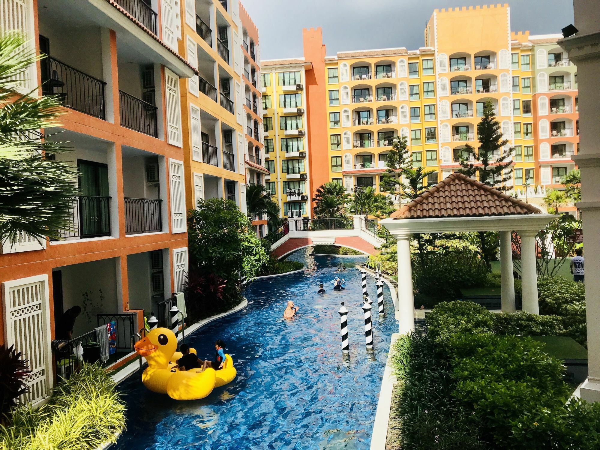Апартаменты Venetian Pattaya Саттахип Экстерьер фото