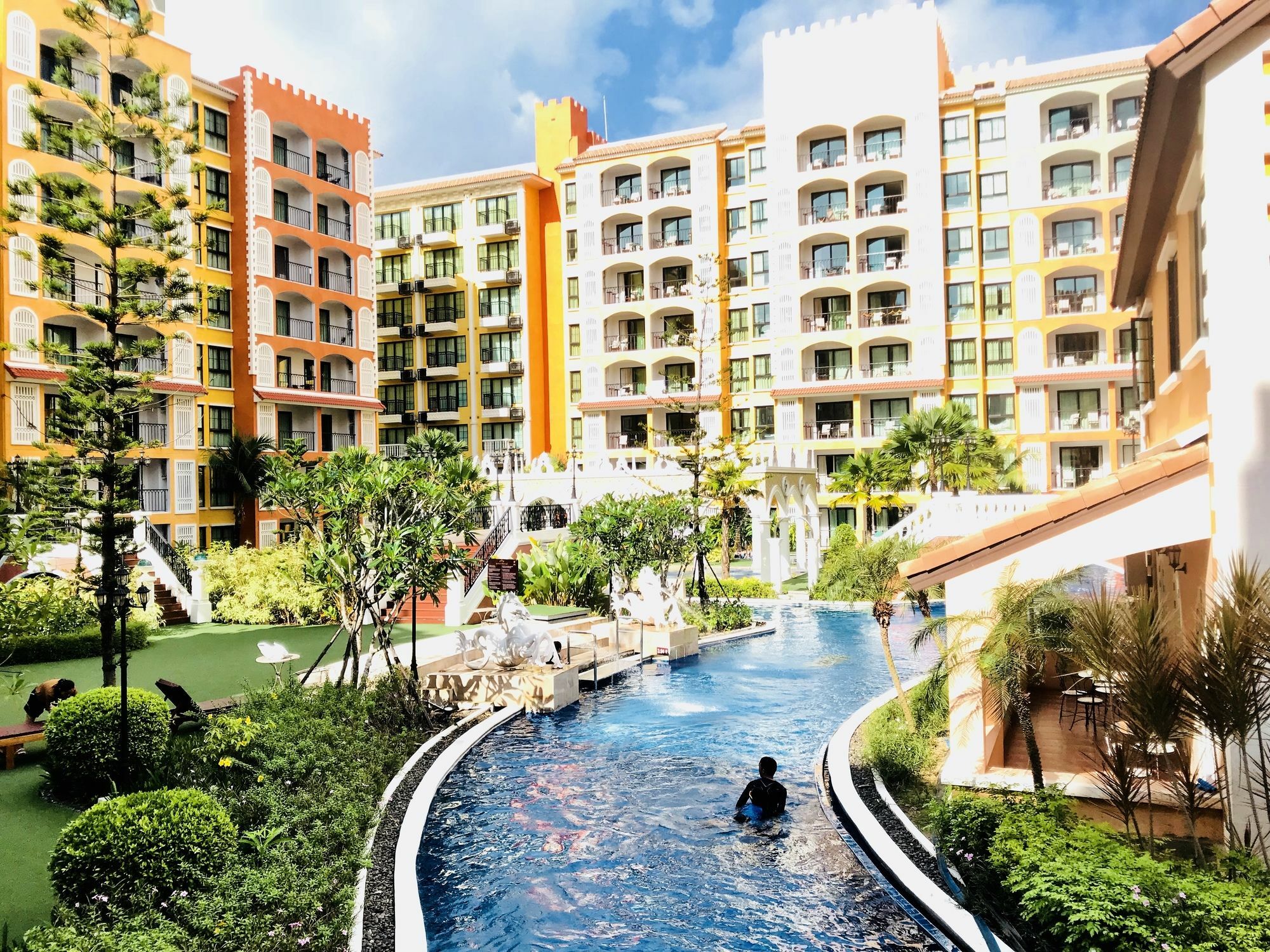 Апартаменты Venetian Pattaya Саттахип Экстерьер фото